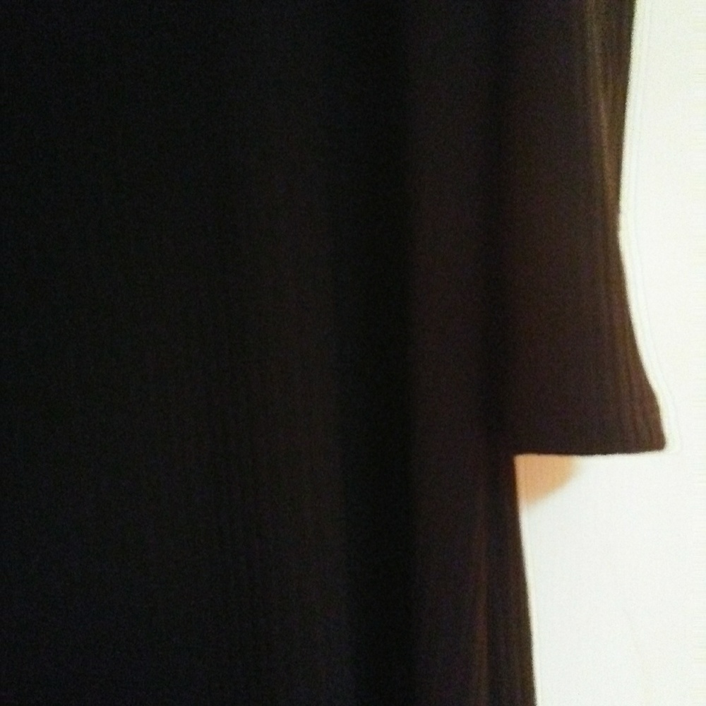 Forever 21 Ribbed Bodycon Cold Shoulder Dress - Picture 3 of 6